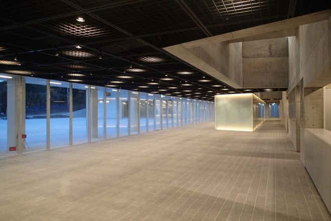 八丈町庁舎 多目的ホール・おじゃれ