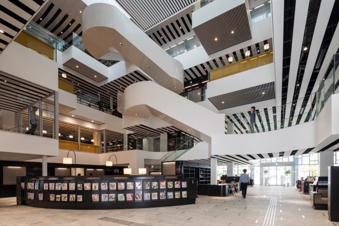 小牧市中央図書館 小牧市中央図書館