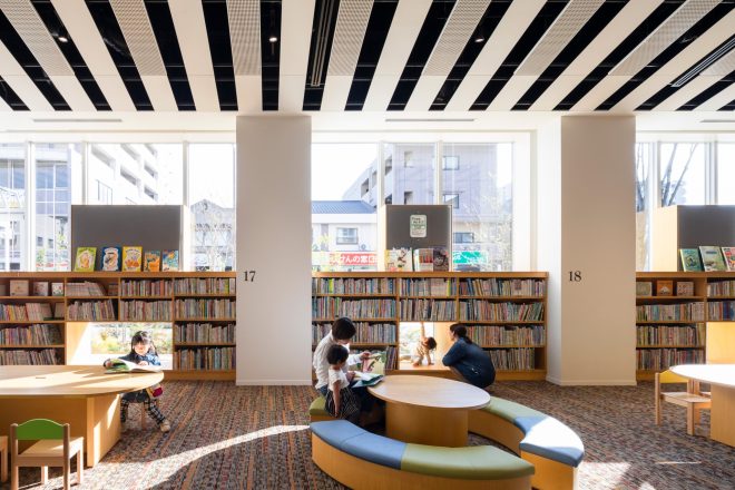 小牧市中央図書館 小牧市中央図書館